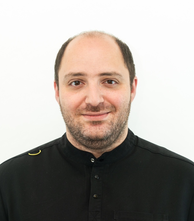 https://bestedu.ru/wp-content/uploads/2026/04/aram_yurikovich.jpg